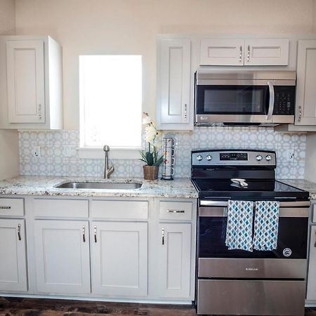 Beautiful Guest House On New Built Home Near Downtown San Antonio Exterior photo